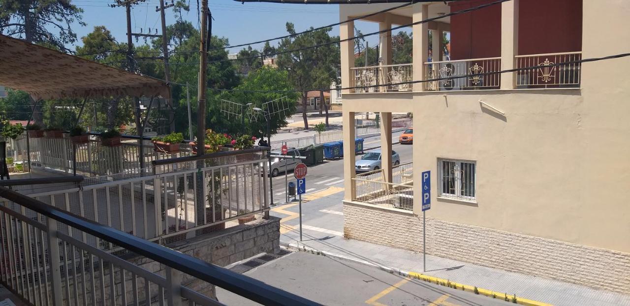 The George Apartments Nea Kallikrateia Exterior photo